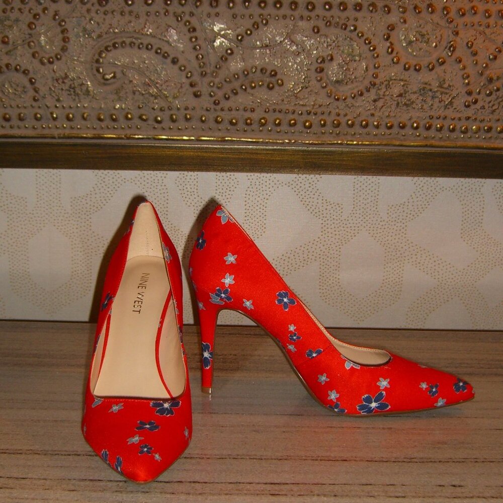 NIB NINE WEST RED FLORAL PRINT PUMPS HEELS SHOES 7M